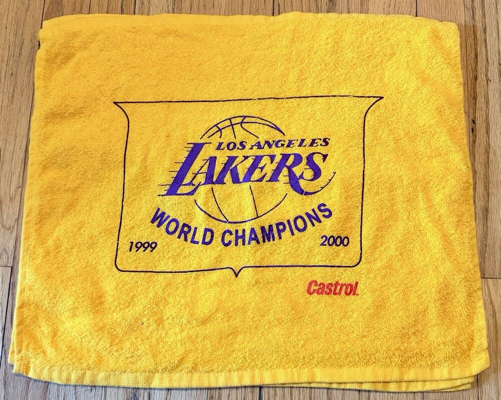 Shaq-Kobe Lakers 1999-2000 Championship Commemorating Towel SGA 2001 New